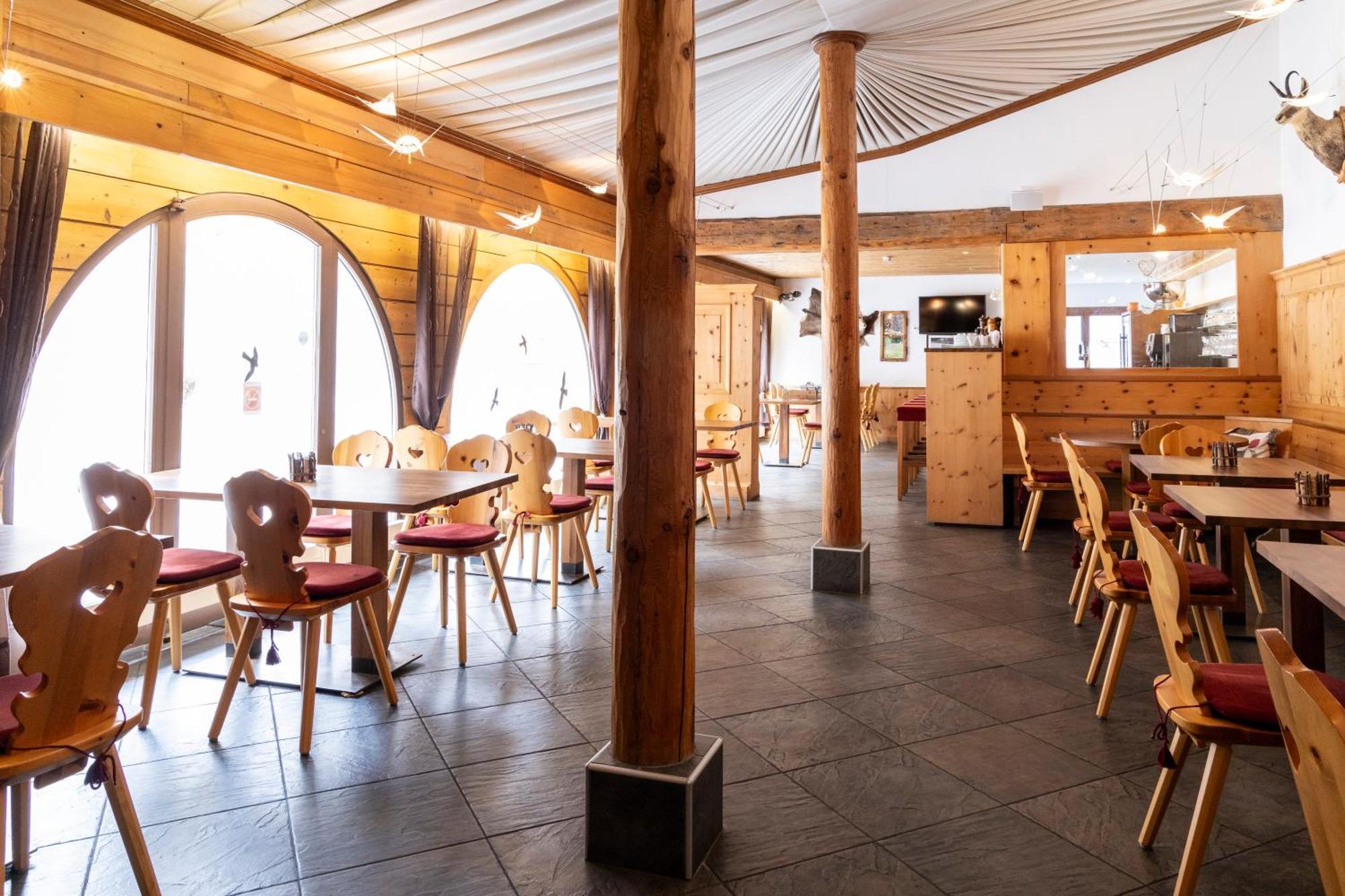 Hotel Chesa Grischa Sils Baselgia Buitenkant foto