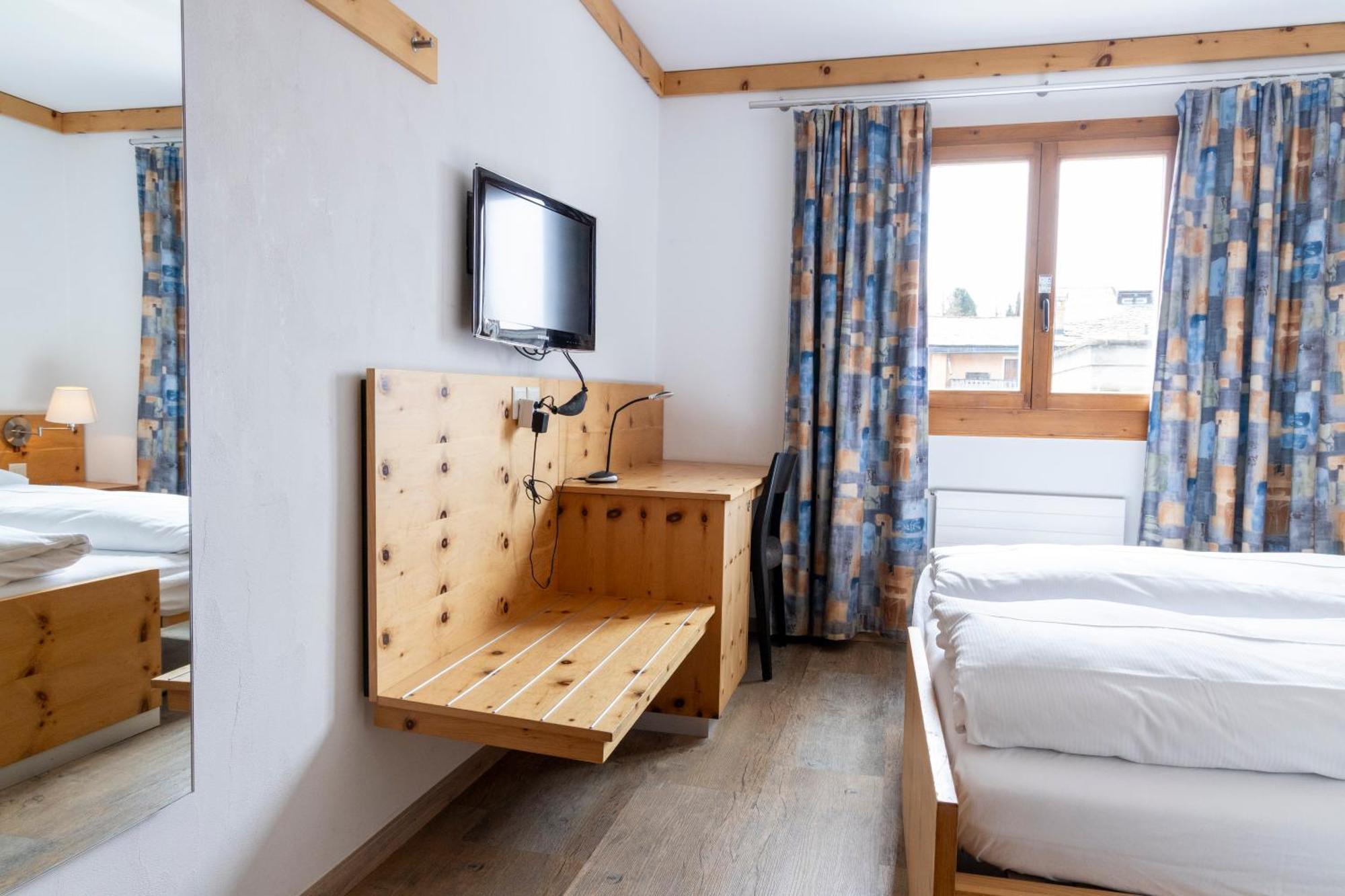 Hotel Chesa Grischa Sils Baselgia Buitenkant foto